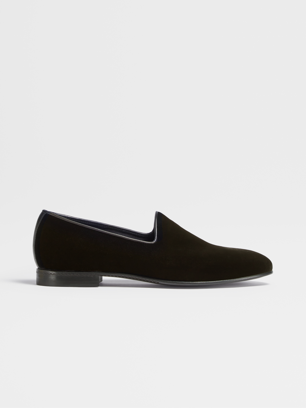 Mocasines Palermo Slip-On de Terciopelo Color Negro
